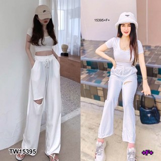 TW15395   Set 2 ชิ้น เสื้อ Crop  แขนสั้นผ้าคอตตอน  สีพื้น + กางเกงขายาว แต่งขาดขากางเกง 1 ข้าง  เอวยืดสม็อค