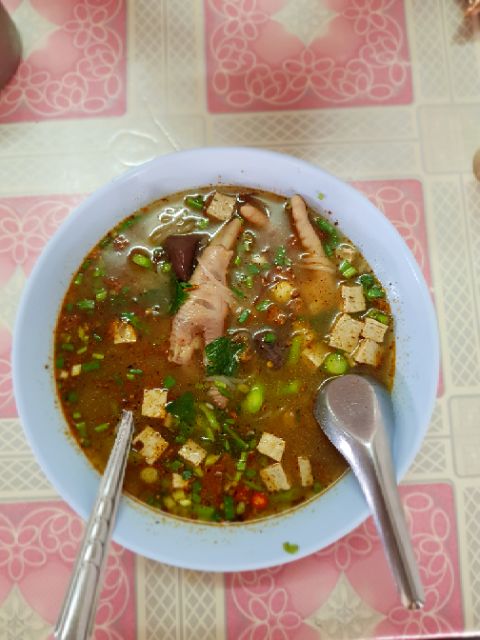 ก๋วยจั๊บอุบลเส้นสด-เหนียว-นุ่ม