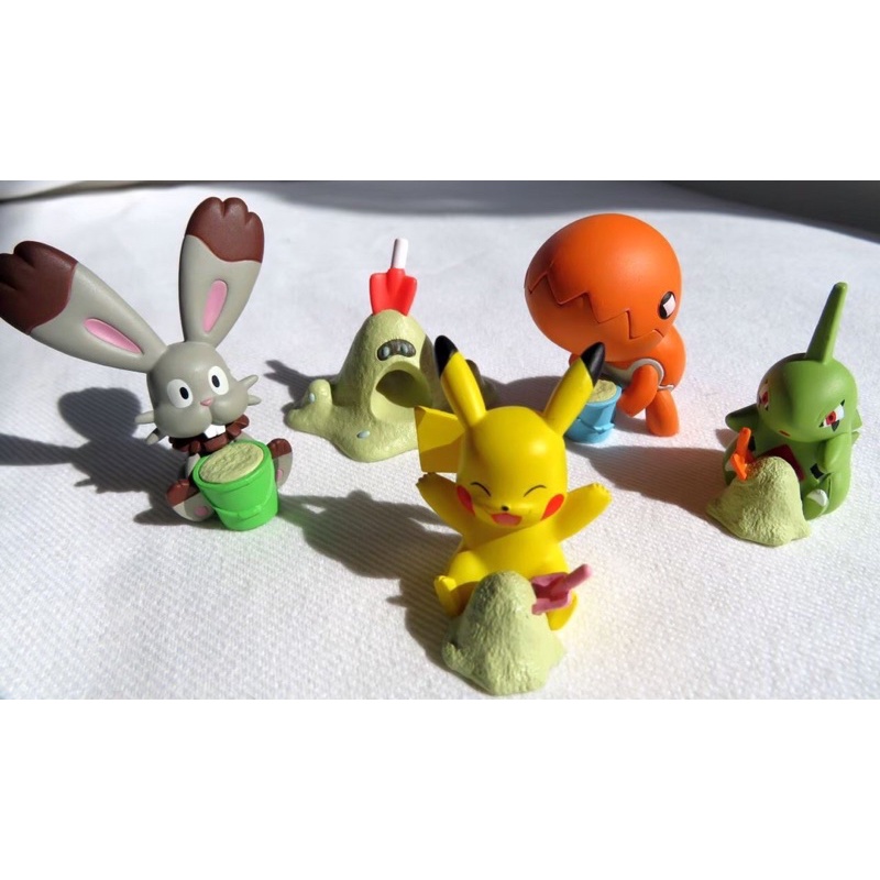 capsule-toy-pokemon-on-the-beach-by-takara