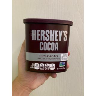 ของ Hersheys Cocoa Powder 226g. เฮอร์ชี่ส์โกโก้ผง 100% ไม่มีน้ำตาล ใช้เป็นส่วนผสมทำขนม หรือผงโกโก้เข้มข้น ทำขนม ชง