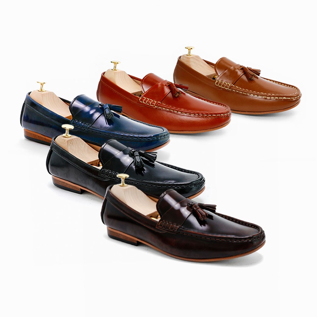 ภาพหน้าปกสินค้าBROWN STONE Tassel Loafer Collection