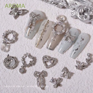 Aroma จี้ไข่มุก รูปผีเสื้อ 3D ประดับกลิตเตอร์ เพทาย สไตล์ญี่ปุ่น สําหรับตกแต่งเล็บ DIY