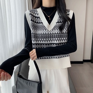 Vest Retro Japanese college style loose short wild sweater