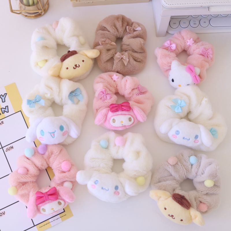 ภาพหน้าปกสินค้าSweet Sanrio Melody Kuromi Hello Kitty Scrunchies ยางรัดผม ตุ๊กตา ผ้ากํามะหยี่ขนนิ่ม ยางรัดผม สําหรับผู้หญิง อุปกรณ์ทําผม