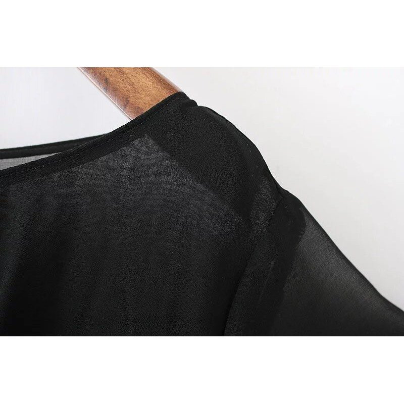 classy-sss-004-เสื้อผ้าชีฟองคอปาด-หน้าสั้นหลังยาว-สีดำ