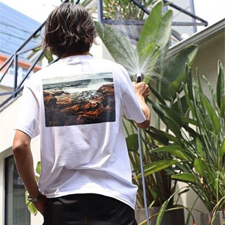 เสื้อยืดผ้าฝ้ายพิมพ์ลาย ความกลัวของพระเจ้าปัจจุบัน ESSENTIALS High Street พิมพ์โลโก้ยอดนิยม Tide Off The Coast เสื้อยืด
