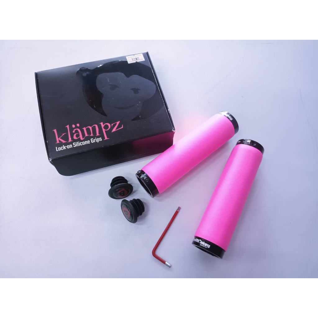 ปลอกแฮนด์-redmonkey-silicone-klampz-lock-on-silicone-gripa-สีชมพู