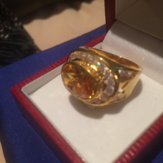 แหวนพลอยสีเหลืองหุ้มทอง 100% ราคาพิเศษพลอยสวยมากเม็ดโตไซด์ 58 59 ใส่ได้ราคาพิเศษ 849บาทจัดส่งฟรีค่ะ
