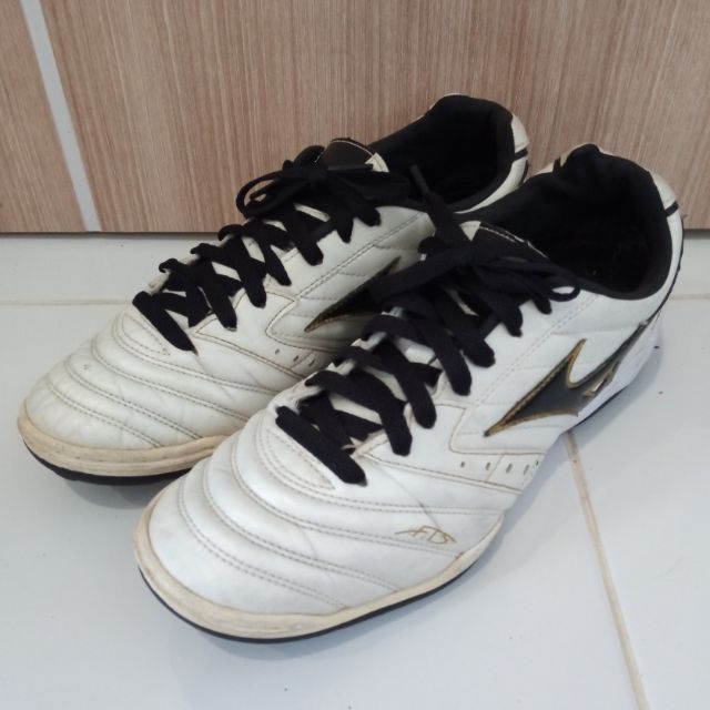 Mizuno on sale sonic club