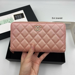 Used like very newwww chanel zippy long wallet pink glitter caviar HL27