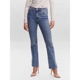 Vero Moda High Rise Straight jeans กางเกงยีนส์เอวสูง ทรงขากระบอกเล็ก ปลายขาผ่านิด