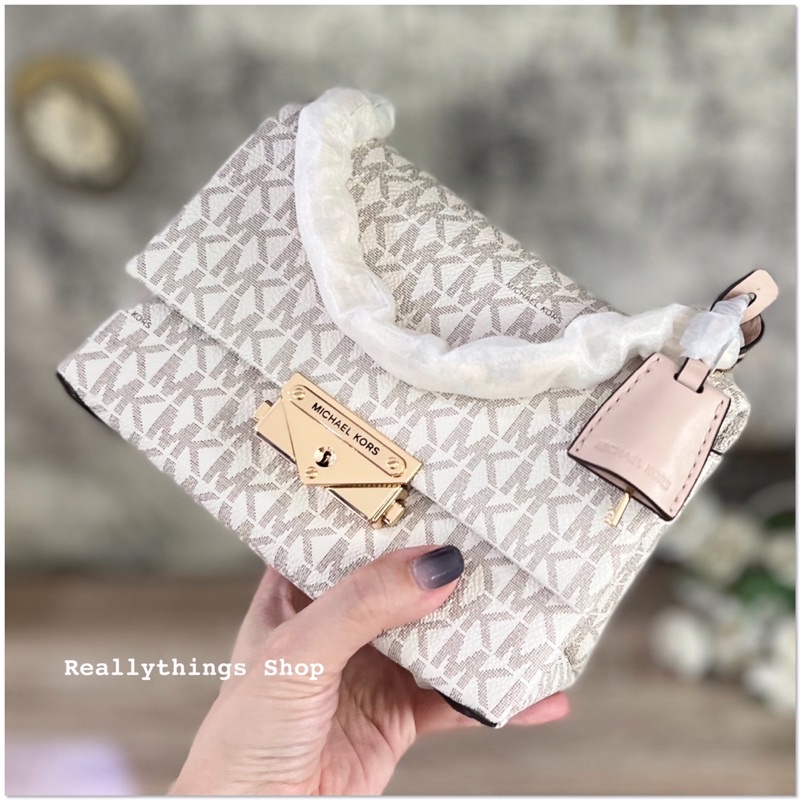กระเป๋าสะพาย MK Signature Cece XS Chain Crossbody Shopee Thailand