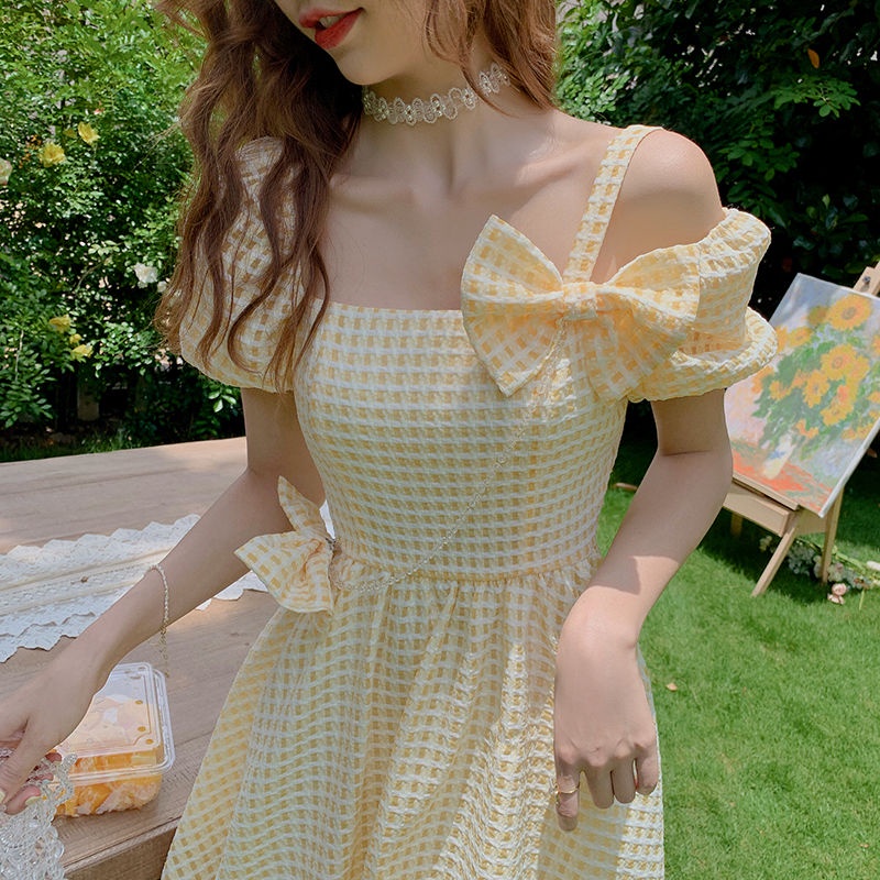hot-sale-22425เหลืองชุดเดรสแขนพัฟผู้หญิงใหม่รักแรกเล็กดอกไม้ตาออกแบบความรู้สึกโบว์กระโปรง