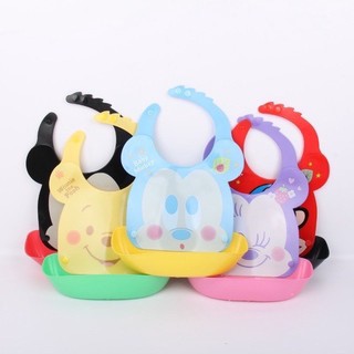 ถาดกันเปื้อน พลาสติก disney mickey minnie pooh paul frank