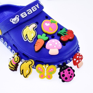 Jibbitz Crocs Pins รูปผักผลไม้ แครอท คุณภาพสูง สําหรับรองเท้า กระเป๋า #Cod