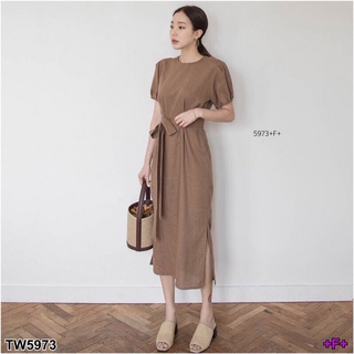 TW5973 Maxi Dress สีพื้นแขนตุ๊กตา เนื้อผ้าคอมพ์ เก็บทรง หน้า-หลัง ชายกระโปรงผ่าข้าง 2 ข้าง ด้านหลังสายผูกไขว้จากด้าน