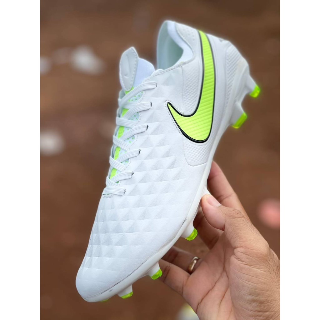 รองเท้าฟุตบอล-nike-tiempo-legend-8-pro