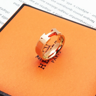 ภาพหน้าปกสินค้าแหวนออกแบบเรียบง่ายสไตล์ฝรั่งเศสตัวอักษรภาษาอังกฤษชุบทอง ซึ่งคุณอาจชอบสินค้านี้
