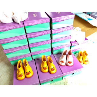 พร้อมส่งจร้าา Mini Melissa Sugar Rain II บูทเป็ดคอลเก่าในตำนาน us6-10 2,490 รวมส่งเอกชนคะ