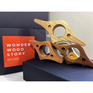 ภาพหน้าปกสินค้าWonderwoodstory - Manta Page Holder แหวนคั่นหนังสือ ที่เกี่ยวข้อง