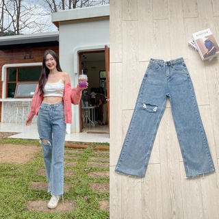 ภาพขนาดย่อของสินค้ากางเกงยีนส์เอวสูง Beamy Jeans ( NCSJEANS105 )