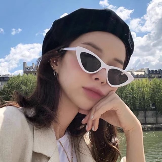 เตรียมจัดส่ง-แว่นตาสไตล์เกาหลี-แว่นกันแดด-แฟชั่น-ทรงแคทอาย-ทรงสามเหลี่ยม-แว่นกันแดดผู้หญิง-แว่นตาสุดเท่-มี-3-สีให้เลือก