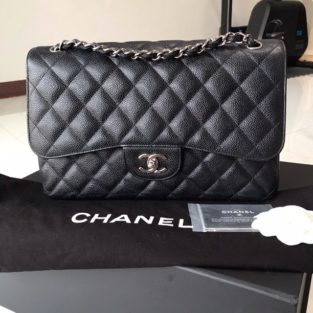 Chanel Classic Double Flap Caviar Jumbo 12” ( Like New! 90%)