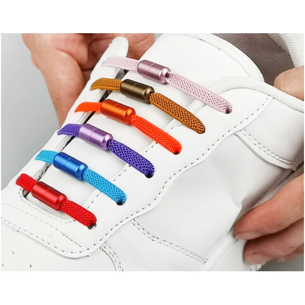 ภาพหน้าปกสินค้าเชือกรองเท้า เชือกรองเท้าไม่ต้องผูกปุ่มสี 12 สี สีสันสวยงาม 1 คู่ จากร้าน bunny_kids_shop บน Shopee