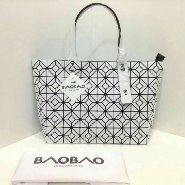 กระเป๋าbao-bao-shopping