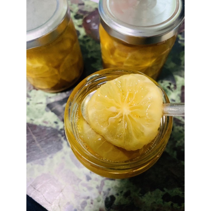 ภาพสินค้าfresh lemon มะนาวน้ำผึ้ง (210 ml) ไม่ใส่สารกันบูด ใช้มะนาวออร์แกนิคและน้ำผึ้งเดือน 5 คัดสรรมาอย่างดี จากร้าน ying128887 บน Shopee ภาพที่ 3
