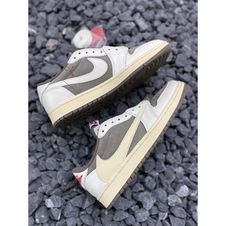 Travis Scott x Jordan 1 Low OG "Reverse Mocha" AJ1 รองเท้าผ้าใบลําลอง เหมาะกับการเล่นกีฬา DM7866-162 36-47.5