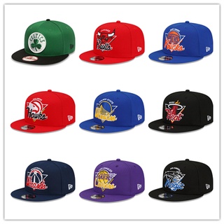 ใหม่ล่าสุด หมวกเบสบอล หมวกปีกแบน ลายทีม NBA Warriors Lakers ปรับได้ สไตล์ฮิปฮอป สําหรับชาย และหญิง 2022