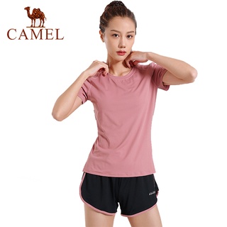 Camel ชุดออกกําลังกาย ผู้หญิง ระบายอากาศ ชุดวิ่ง ชุดกีฬา เสื้อยืด กางเกงขาสั้น