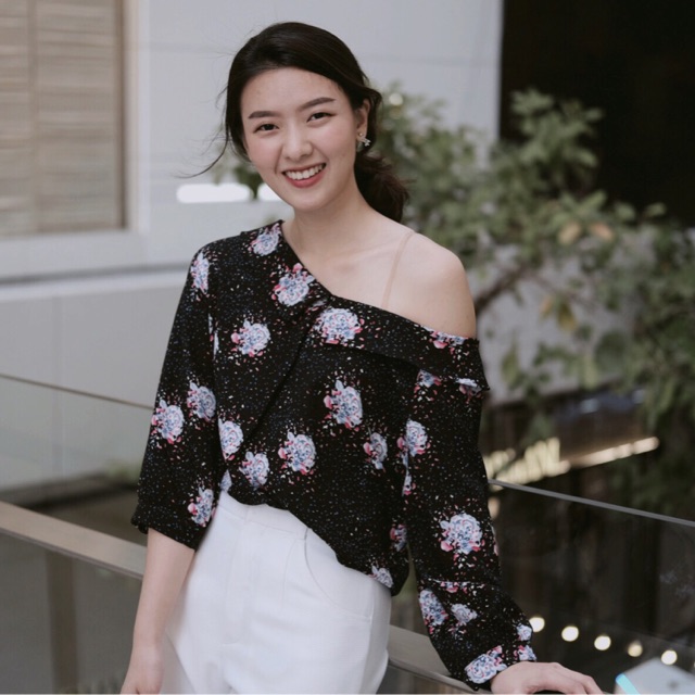 Lilly top | Shopee Thailand