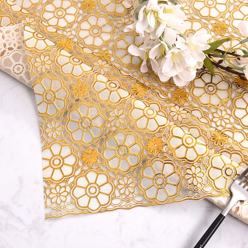 ผ้าปูโต๊ะ PVC ลายฉลุสวยงาม | Shopee Thailand