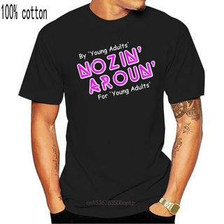 เสื้อยืดท็อปส์ พิมพ์ลาย The Young Ones Nozin Around Comedy สําหรับผู้ชายS-5XL