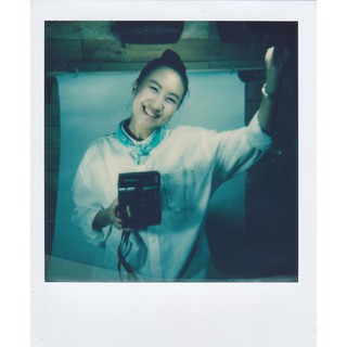 ภาพขนาดย่อของภาพหน้าปกสินค้าฟิล์ม Polaroid โพลาลอย 600 SX-70 i-Type รุ่นฟิล์มสีธรรมดา ขอบขาว 1 แพค (มี 8 ใบ)งดส่งแบบเก็บเงินปลายทาง จากร้าน mintlomo บน Shopee ภาพที่ 6