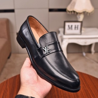 สินค้า รองเท้าผู้ชาย Louis Vuitton ต้นฉบับรองเท้าธุรกิจอังกฤษรองเท้าหนังวัวแฟชั่นแบบเหยียบเดียว