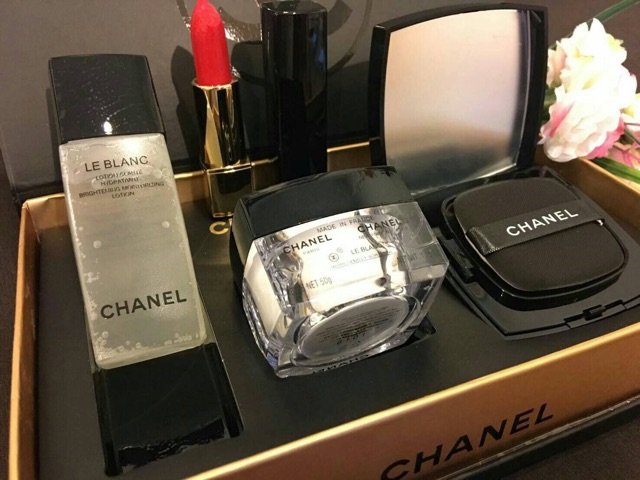 chanel-set-le-blanc-travel-kit-whitening-moisturizing-cream-ช่วยปรับสีผิวให้ขาวกระจ่างใส-และปรับสีผิวให้