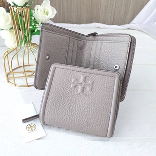 🎀 (สด-ผ่อน) กระเป๋าสตางค์ 2 พับ ใบสั้น สีเทา 80164 TORY BURCH THEA BI FOLD color: Classic Tan อปก ป้าย .