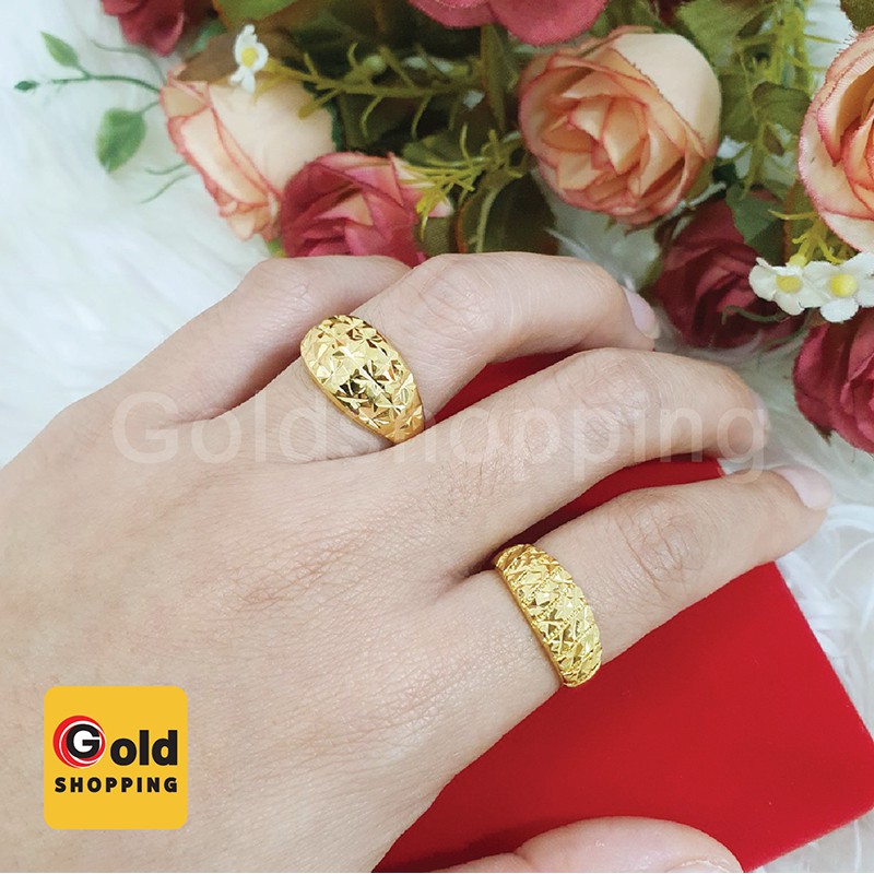 ภาพสินค้าแหวนทอง 1สลึง ใส่สวยมั่นใจ ใส่แทนแหวนทองแท้ได้  พร้อมส่งทันใจ แหวนทองเหลืองแท้ ชุบเศษทองแท้ ทองไมครอน จากร้าน grace_modern88 บน Shopee ภาพที่ 3