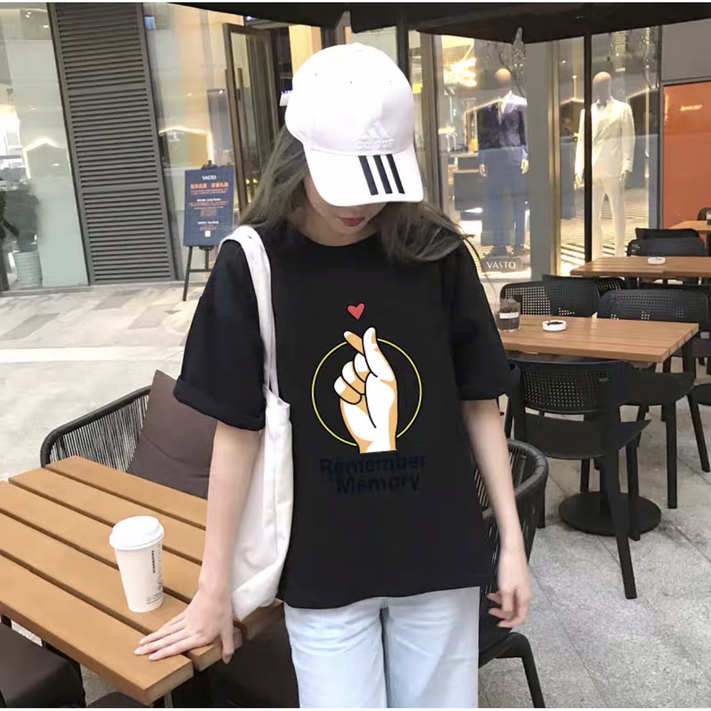 พร้อมส่ง-เสื้อยืดแขนสั้นแฟชั่นน่ารักๆใส่ได้ทั้งชายและหญิง-เนื้อผ้าดีใส่สบาย-มี2สีให้เลือก-สีขาว-สีดำ-ราคาถูกมากๆๆๆๆ