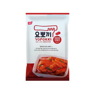 ยองพุง โยโปกิ สวีท แอนด์สไปซี่ ต๊อกโบ๊กกิ 140 กรัม / Youngpoong Yopokki Sweet & Spicy Topokki 140 g.