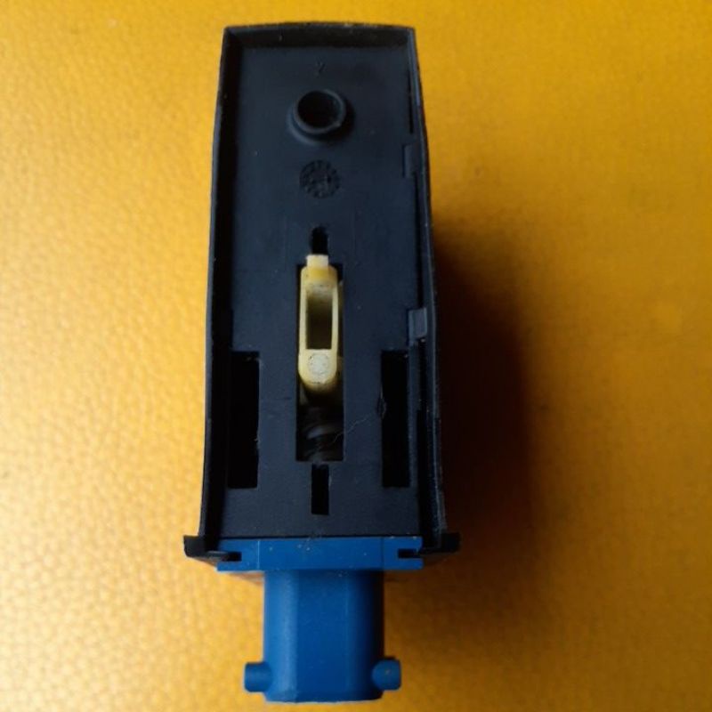 actuator-มอเตอร์ล๊อค-เซ็นทรัลล็อคประตู-bmw-e36-e34