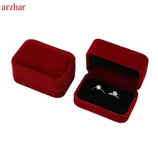 ภาพขนาดย่อของภาพหน้าปกสินค้าArzhar กล่องกํามะหยี่ คู่รัก กล่องแหวนคู่ ต่างหู กล่องเครื่องประดับ กล่องเก็บของขวัญ กล่องเครื่องประดับ เคาน์เตอร์แสด จากร้าน arzhar.th บน Shopee ภาพที่ 3