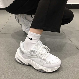 2020 รองเท้าผ้าใบผู้หญิงรุ่นเกาหลี ulzzang all-match สีขาวรองเท้าวิ่งสไตล์ฮาราจูกุ