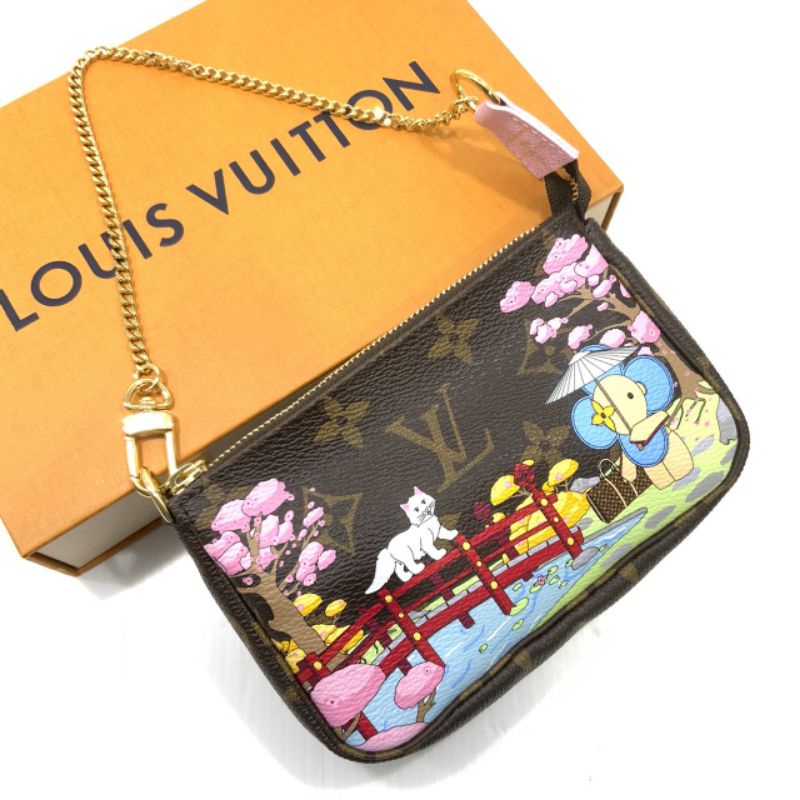 new-lv-mini-pochette-accessoires-limited