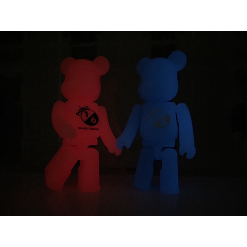 ของแท้-คู่-berbrick-project-1-6-glow-in-the-dark-pink-amp-blue-bearbrick