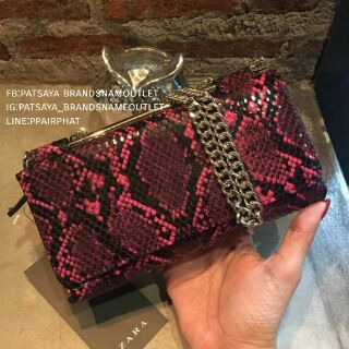 พร้อมส่ง Zara Women Printed Crossbody Wallet Bag แท้💯
พร้อมส่งกระเป๋าสตางค์ 3 พับ ดีไซน์สวยเก๋