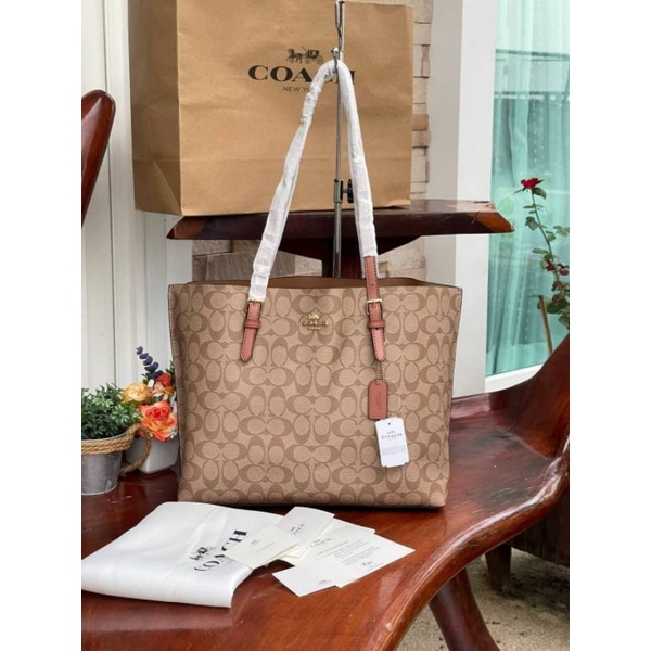 coach-signature-tote-bag